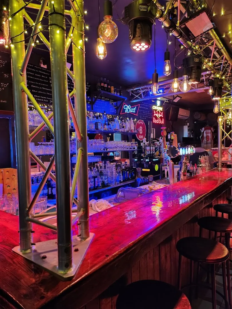 Le Speakeasy